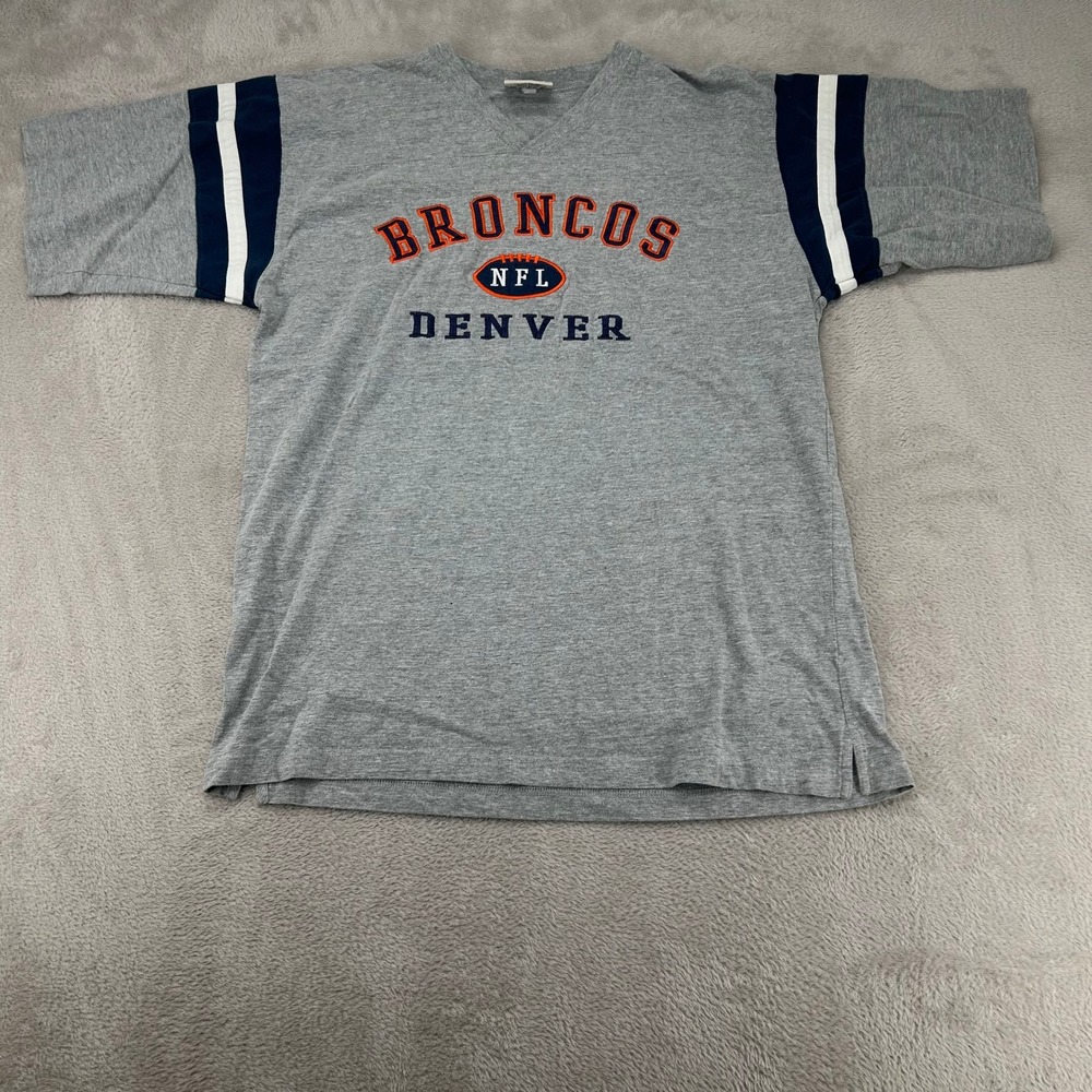Vintage Lee Sport Mens Denver Broncos T Shirt Large Gray Preowned NFL Striped